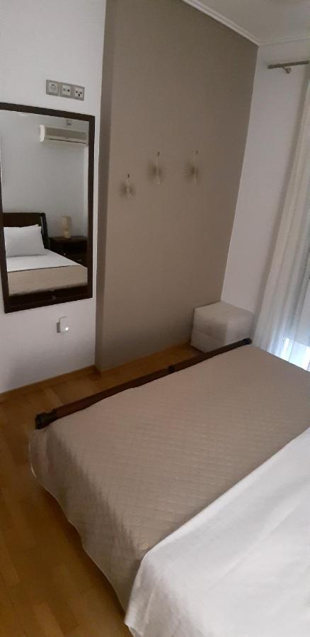 King George Sqr Apt Kalamata Exteriör bild